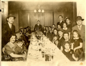 1940's seder dinner